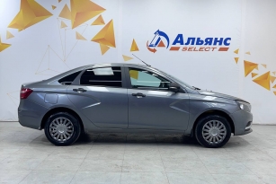 LADA VESTA