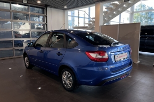 LADA GRANTA