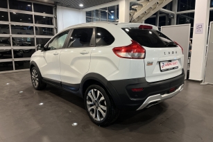 LADA XRAY