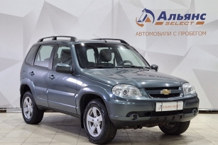CHEVROLET NIVA