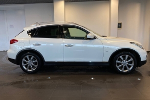 INFINITI QX50