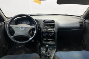 LADA 2112