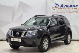 NISSAN TERRANO