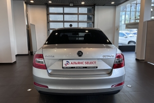 SKODA OKTAVIA