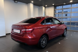LADA VESTA