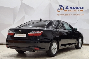 TOYOTA CAMRY