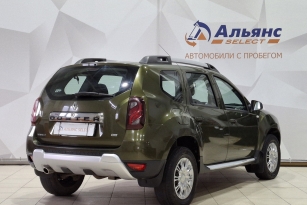 RENAULT DUSTER