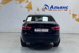 LADA VESTA