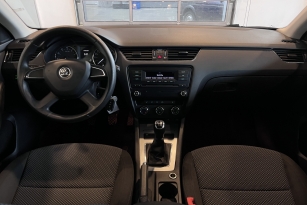 SKODA OKTAVIA