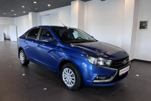 LADA VESTA