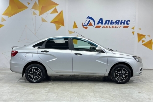 LADA VESTA