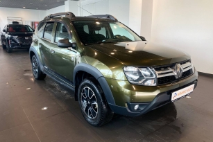 RENAULT DUSTER