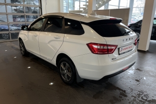 LADA VESTA