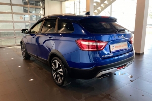 LADA VESTA