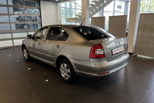 SKODA OKTAVIA