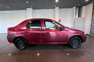 RENAULT LOGAN