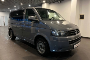 VOLKSWAGEN CARAVELLE