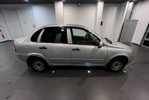 LADA KALINA