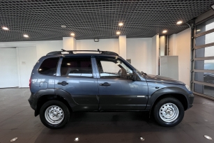 LADA NIVA