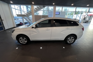 LADA VESTA
