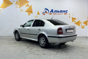 SKODA OKTAVIA