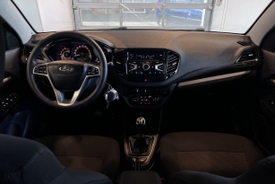 LADA VESTA