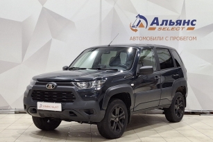 LADA NIVA TRAVEL