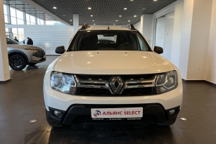 RENAULT DUSTER