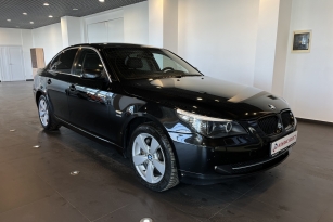 BMW 525I