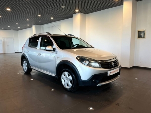 RENAULT SANDERO