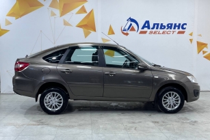 LADA GRANTA