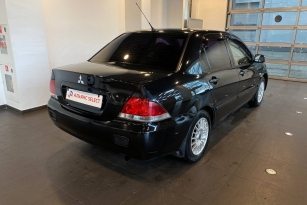 MITSUBISHI LANCER 1.6