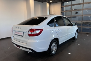 LADA GRANTA