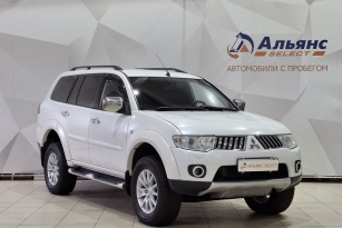 MITSUBISHI PAJERO SPORT