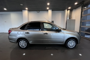 LADA GRANTA