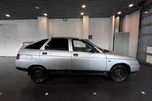 LADA 2112