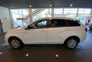 LADA VESTA