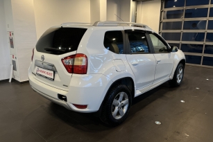 NISSAN TERRANO