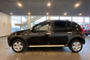 RENAULT SANDERO STEPWAY