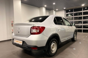 RENAULT LOGAN