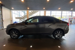 LADA VESTA