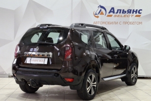 RENAULT DUSTER