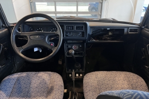 LADA 2104