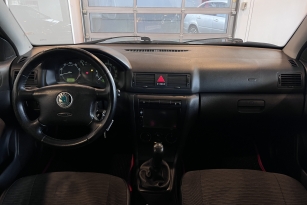 SKODA OKTAVIA