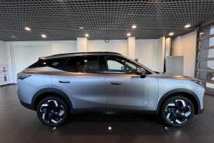 OMODA C7