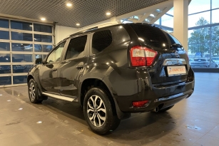 NISSAN TERRANO