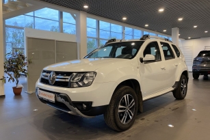 RENAULT DUSTER