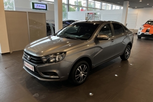 LADA VESTA