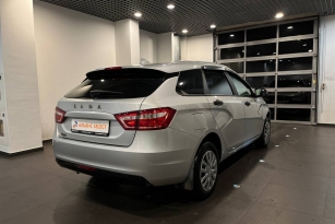 LADA VESTA