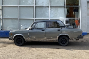 LADA 2107